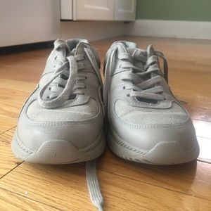 Everlane sneakers